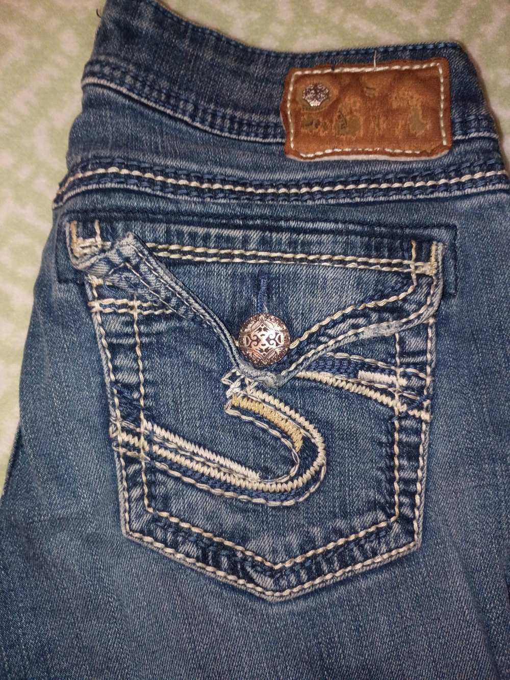 Silver Jeans Co. Suki Surplus Bootcut Jeans - Size W28/L32